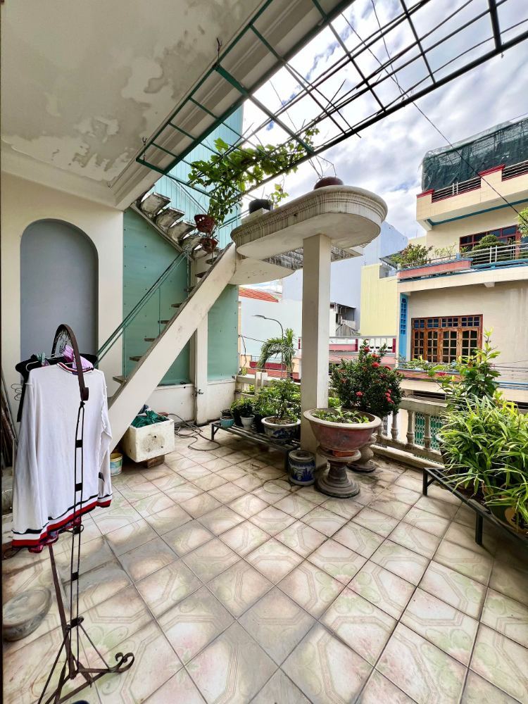Bán nhà mặt tiền phường Nguyễn Văn Cừ, Quy Nhơn – 90m², gần biển, gần Đại học Quy Nhơn