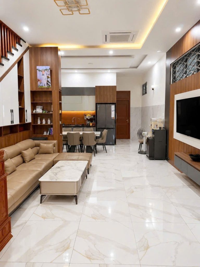 CHÍNH CHỦ BÁN NHÀ MẶT TIỀN ĐƯỜNG NGUYỄN THỊ MINH KHAI, QUY NHƠN NAM – KHÔNG QUA TRUNG GIAN